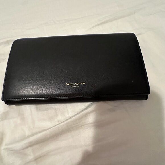 Saint Laurent Classic Monogram Leather Clutch - Picture 1 of 5